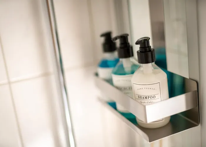 Harmony: – Sperrmauer – Lounge *